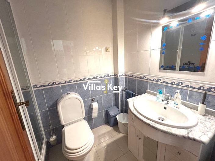 Image No.29-4 Bed House for sale