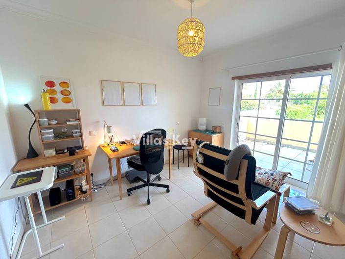 Image No.35-4 Bed House for sale