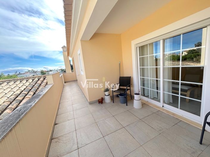 Image No.37-4 Bed House for sale