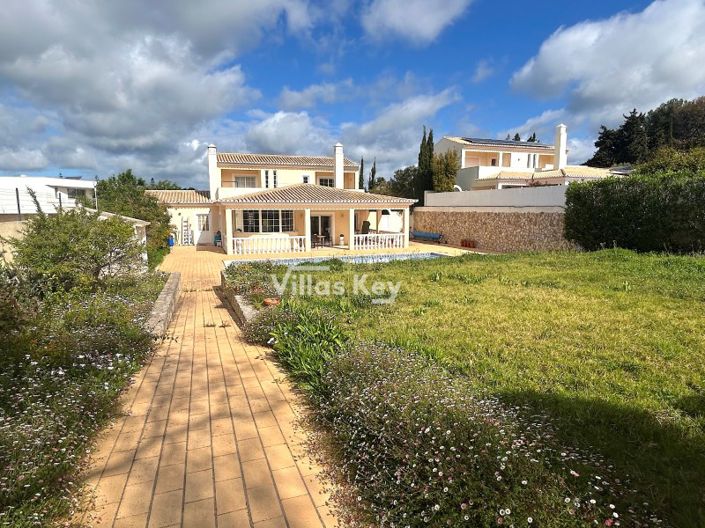 Image No.40-4 Bed House for sale