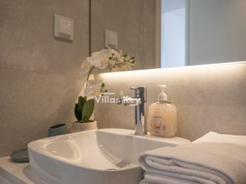 id37599b01-0000-0500-0000-00001650d88c