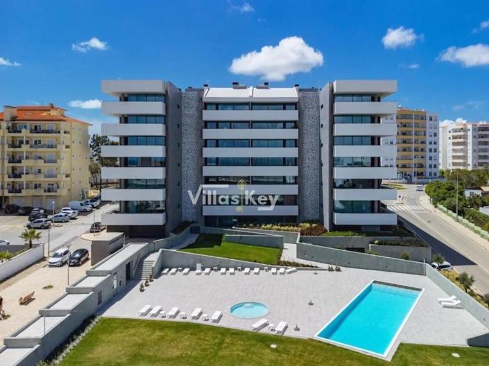 Image No.24-2 Bed Apartment for sale