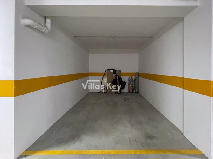 Image No.20-2 Bed Apartment for sale