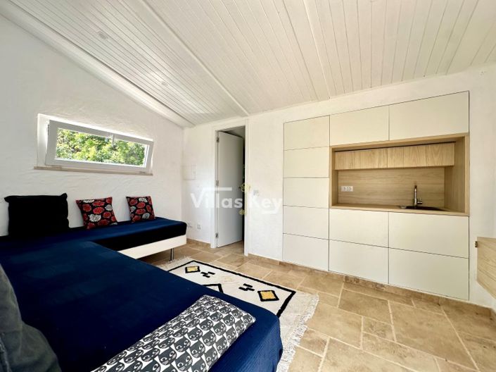 Image No.60-4 Bed House for sale