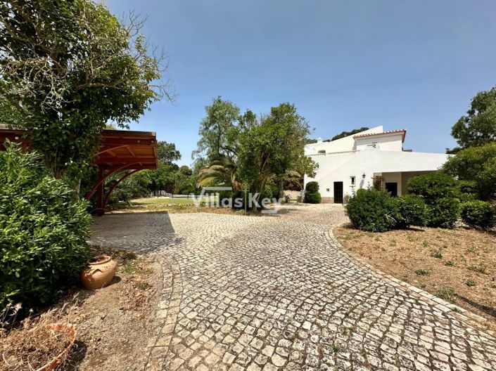 Image No.61-4 Bed House for sale