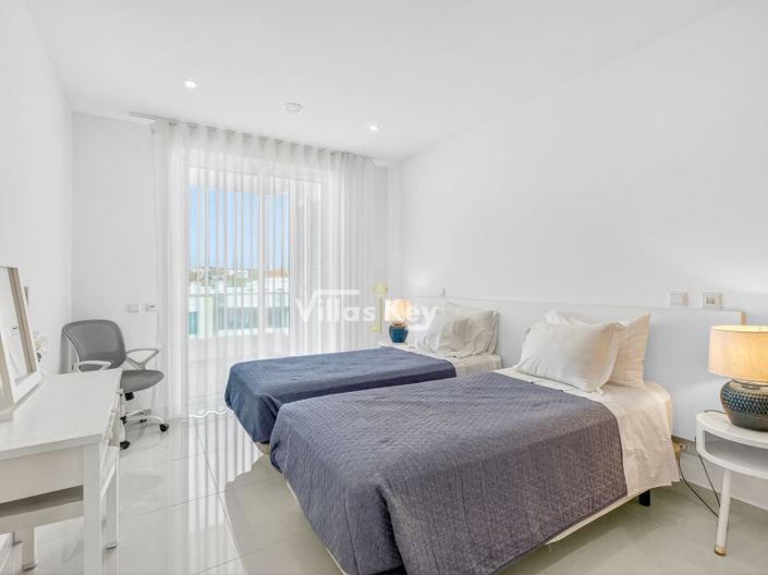 Image No.19-Appartement de 3 chambres à vendre à Lagos