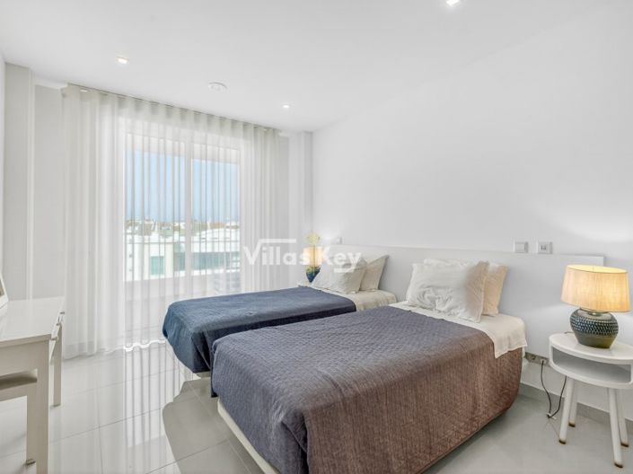 Image No.23-Appartement de 3 chambres à vendre à Lagos