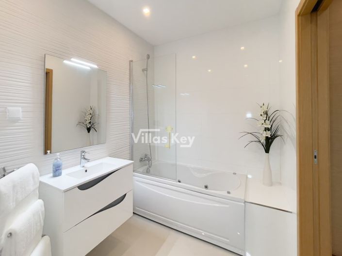 Image No.20-Appartement de 3 chambres à vendre à Lagos