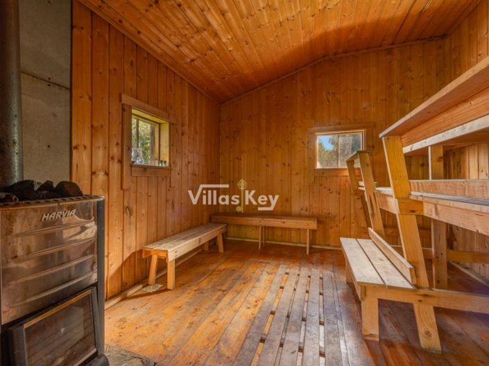 Image No.29-16 Bed Commercial for sale