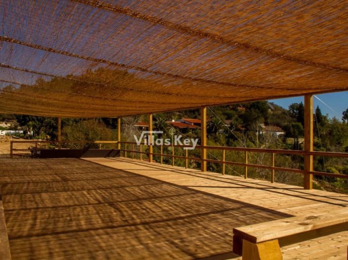 Image No.30-16 Bed Commercial for sale