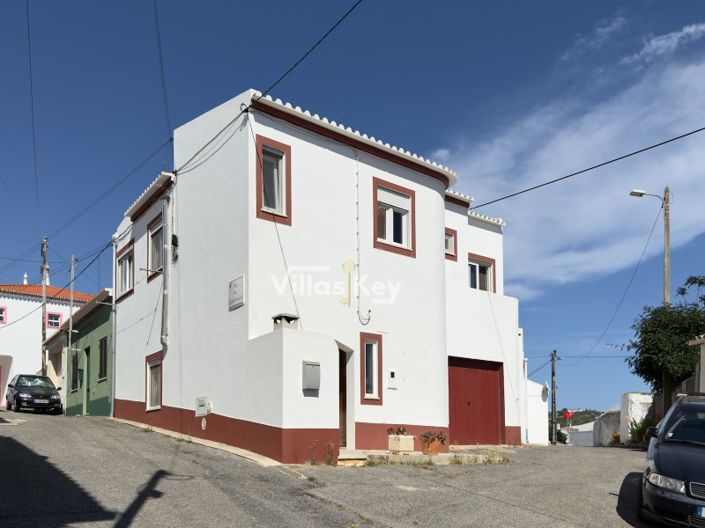 Image No.1-2 Bed House for sale