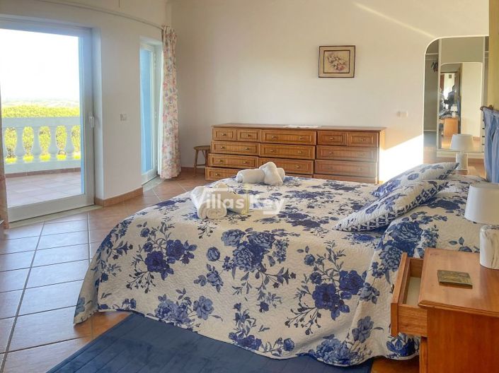 Image No.17-3 Bed House for sale