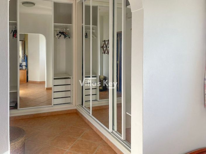 Image No.18-3 Bed House for sale