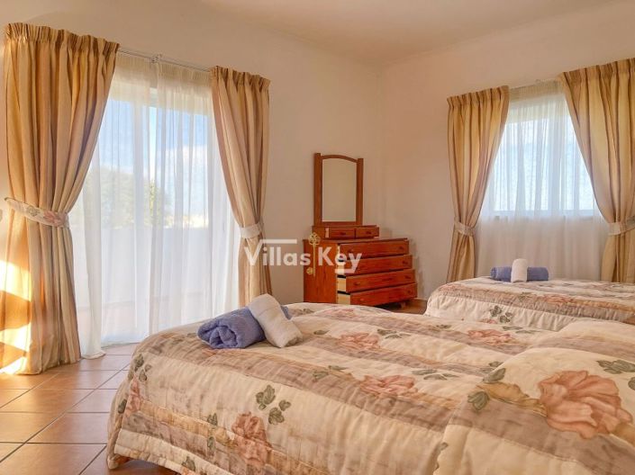 Image No.23-3 Bed House for sale