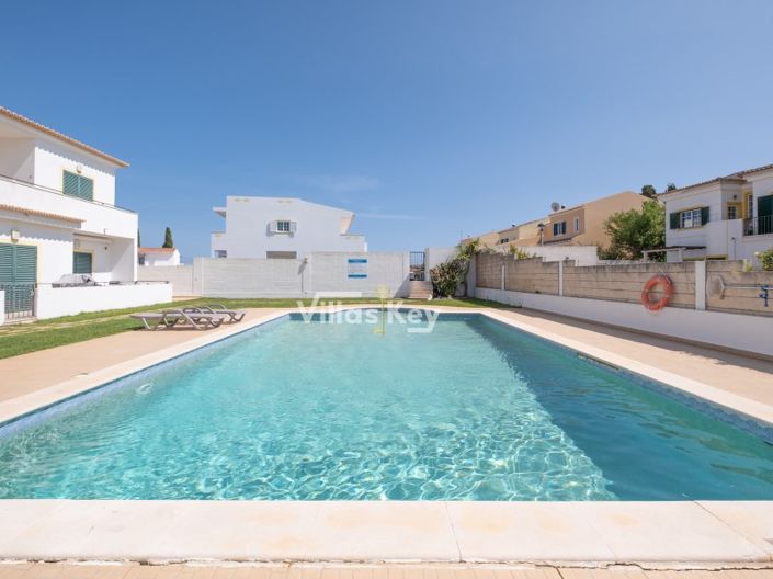 Image No.4-Maison de 2 chambres à vendre à Lagos