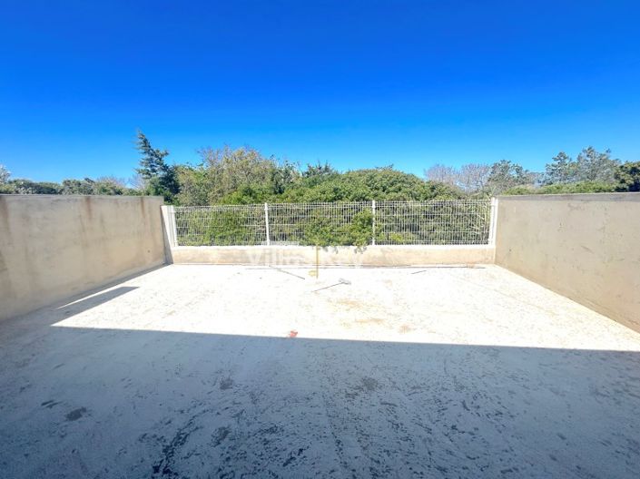 Image No.12-3 Bed House for sale