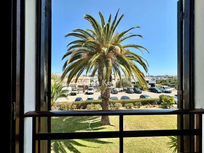 Image No.24-2 Bed Apartment for sale