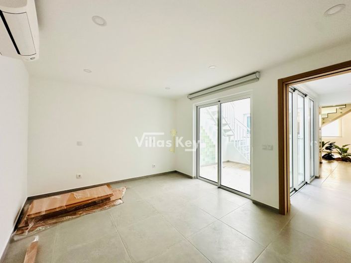 Image No.13-6 Bed House for sale