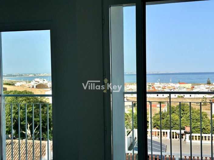 Image No.21-6 Bed House for sale