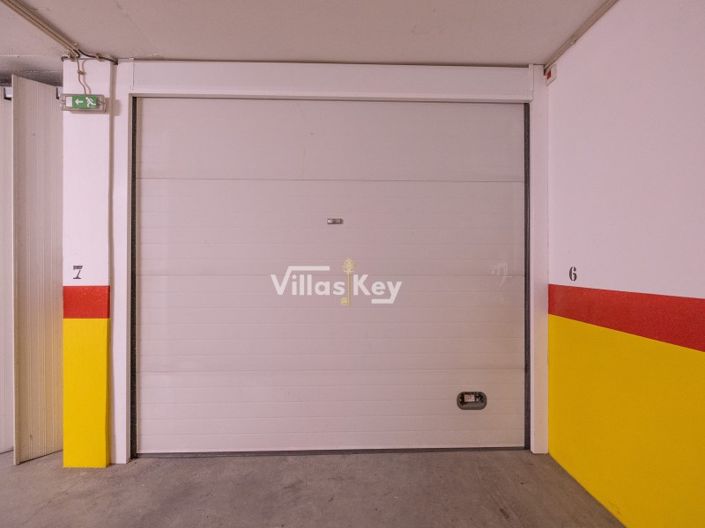 Image No.28-2 Bed Apartment for sale