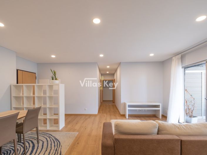 Image No.1-2 Bed Apartment for sale