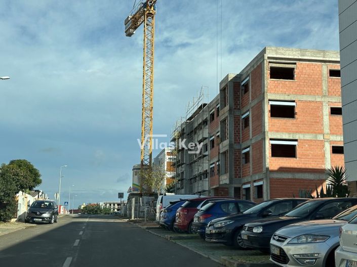 Image No.8-2 Bed Apartment for sale