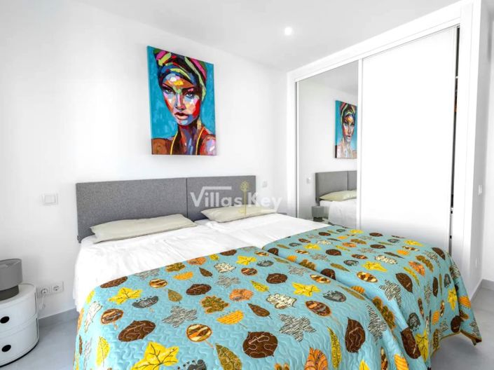 Image No.17-2 Bed Apartment for sale