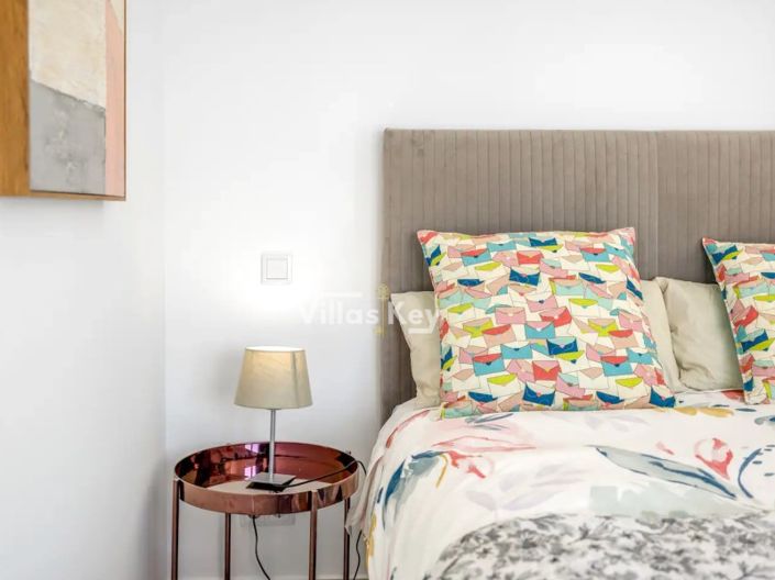 Image No.18-2 Bed Apartment for sale