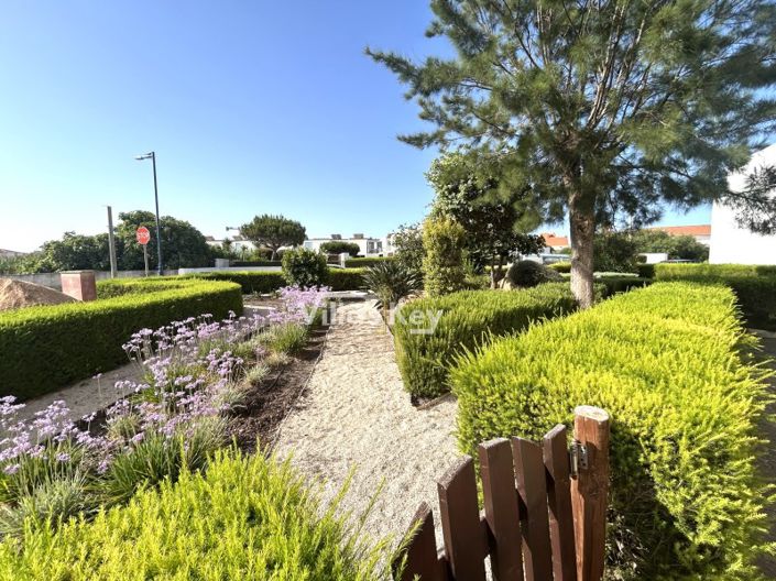 Image No.22-2 Bed Apartment for sale