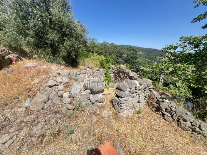 Image No.5-3 Bed Farmhouse for sale