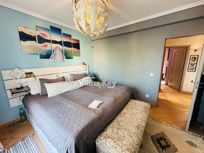 Image No.12-4 Bed House for sale