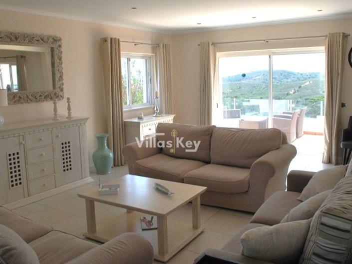 Image No.3-Maison de 4 chambres à vendre à Vila do Bispo