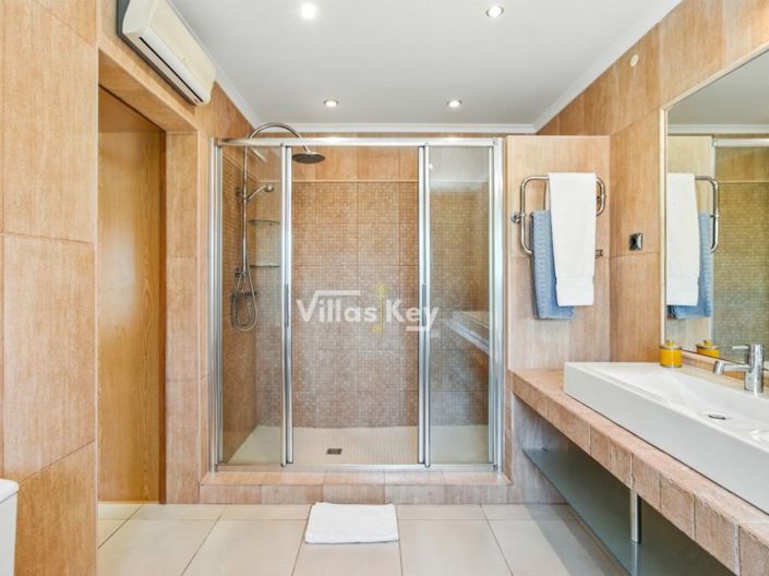 Image No.39-Maison de 4 chambres à vendre à Vila do Bispo