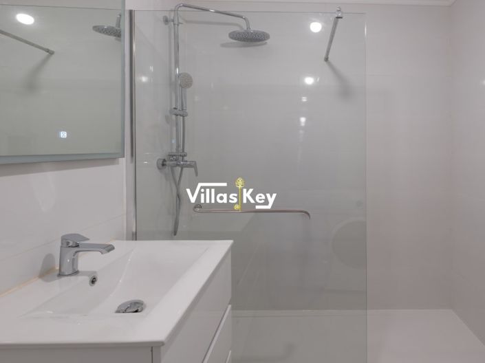 Image No.13-Appartement de 2 chambres à vendre à Lagos