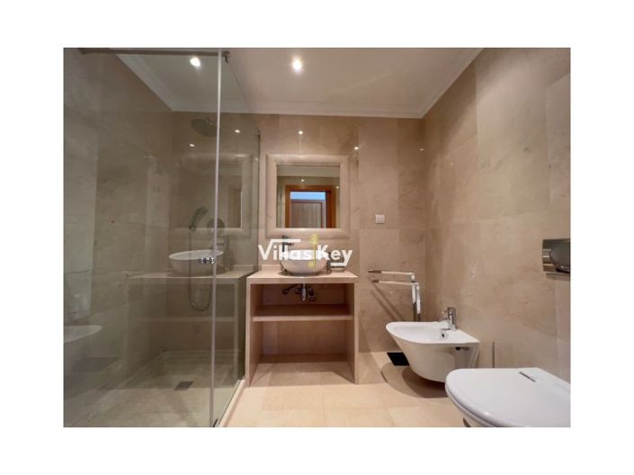 Image No.22-2 Bed Apartment for sale