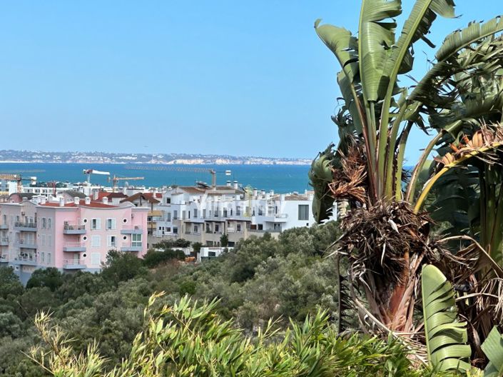 Image No.33-2 Bed Apartment for sale