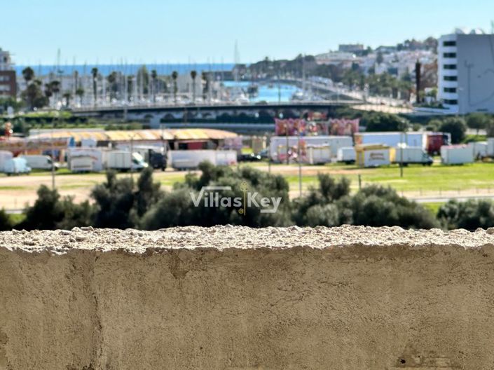 Image No.20-2 Bed Apartment for sale