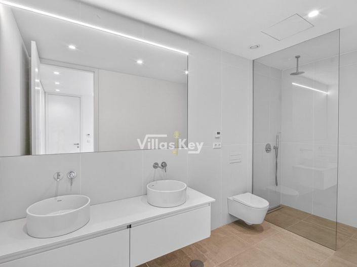 Image No.12-2 Bed Apartment for sale