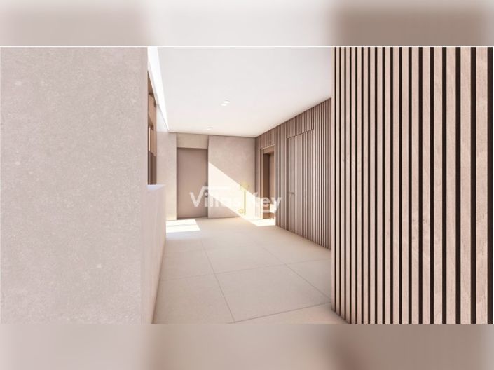 Image No.18-3 Bed Apartment for sale