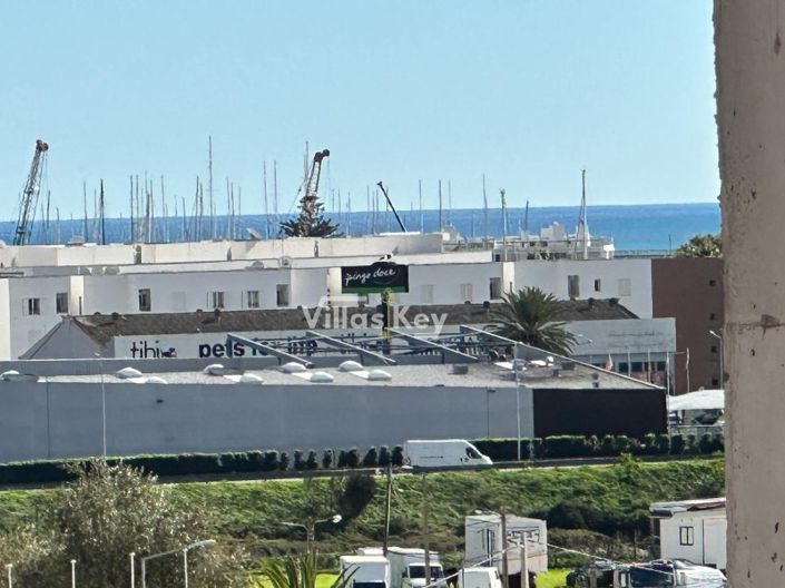 Image No.22-Appartement de 3 chambres à vendre à Lagos