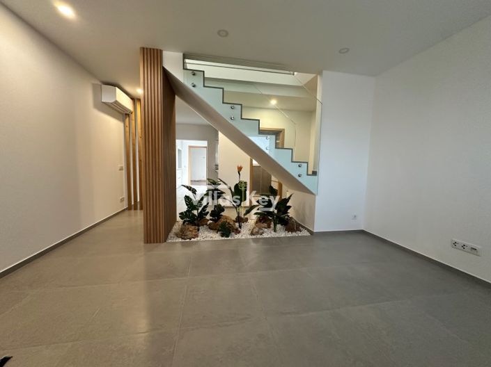 Image No.7-Maison de 6 chambres à vendre à Lagos