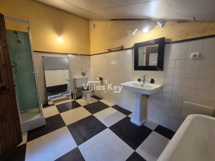 Image No.16-Property for sale