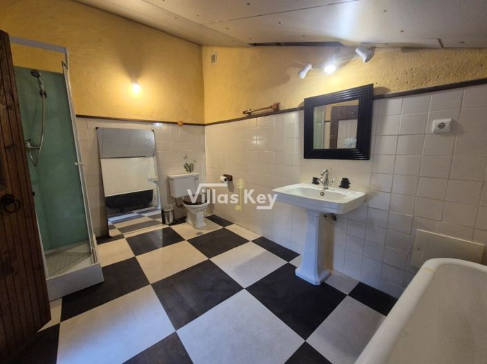 Image No.16-Property for sale