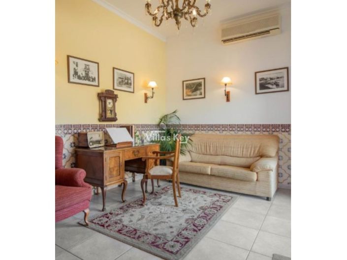 Image No.13-25 Bed Apartment for sale