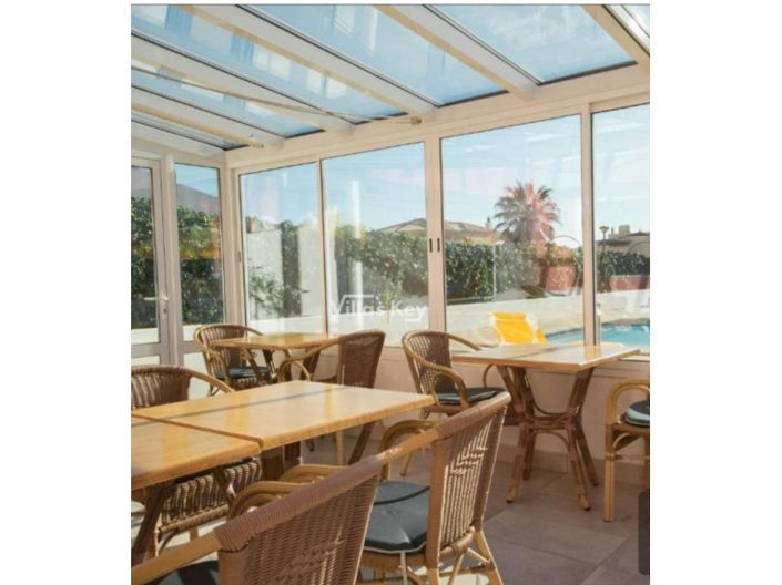 Image No.16-25 Bed Apartment for sale