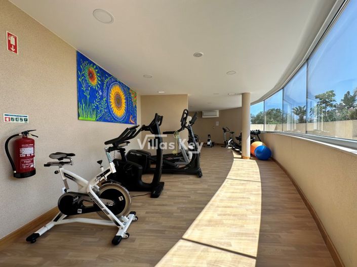 Image No.28-25 Bed Apartment for sale