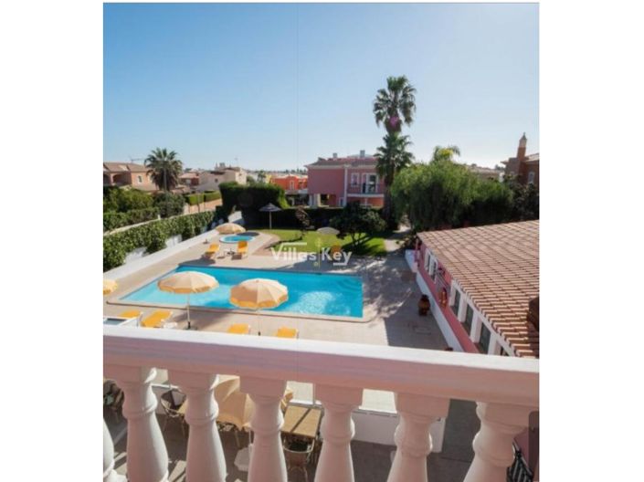 Image No.5-25 Bed Apartment for sale