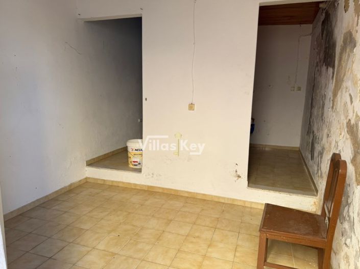 Image No.10-5 Bed House for sale