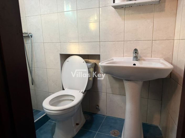 Image No.21-5 Bed House for sale