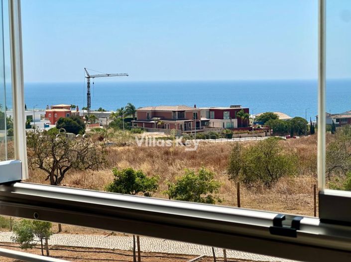 Image No.19-2 Bed Apartment for sale